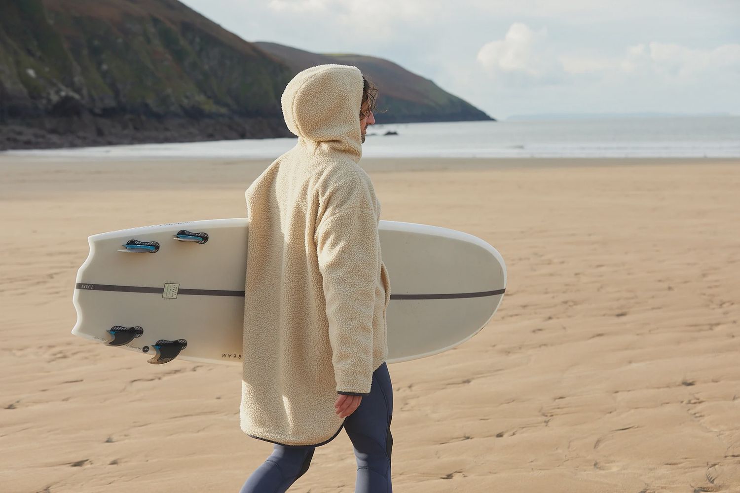 Anoraq - Reversable Waterproof Sherpa Fleece Cream Size Extra Small