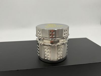 Solid bling grinder