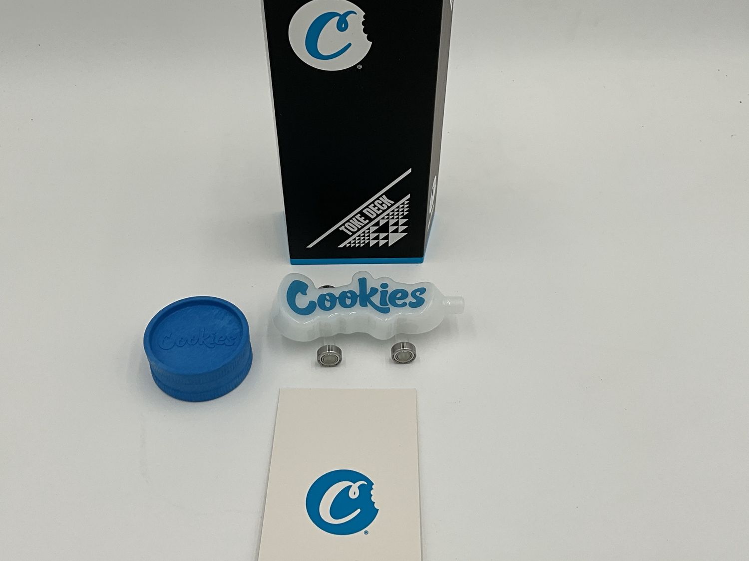 White cookies toke deck