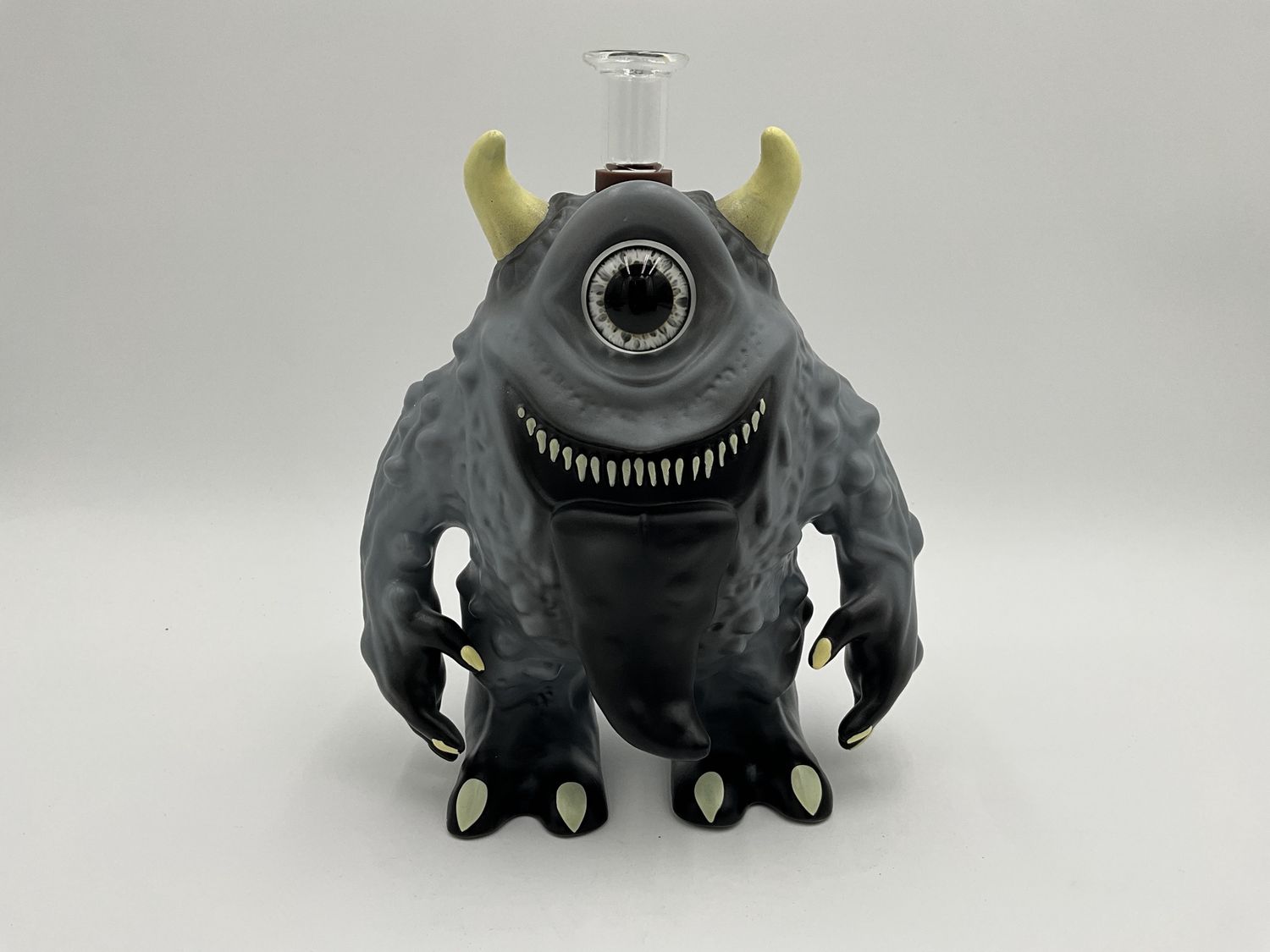 11.7” monster bong
