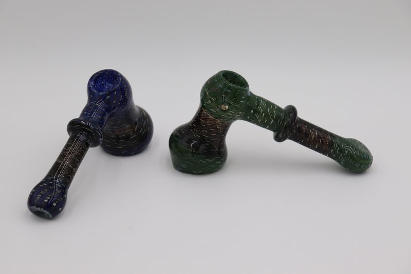 Hammer two tone hand pipe (random color I’ll be sent on an online order)