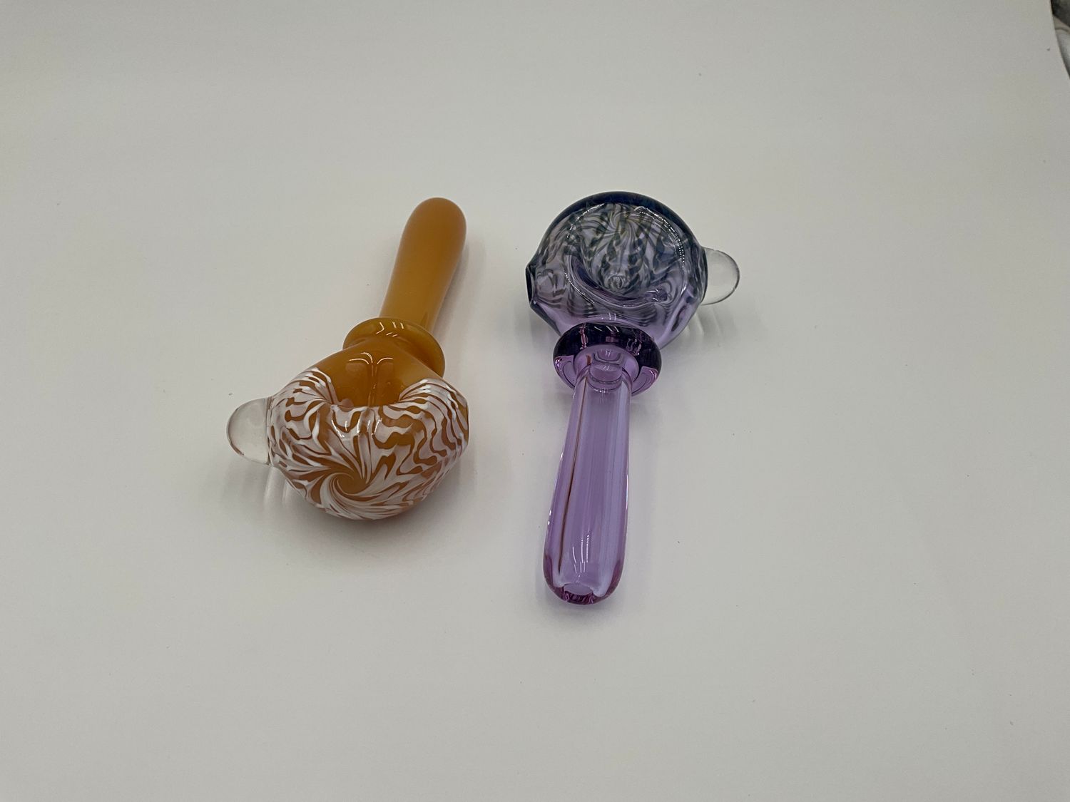 Color spoon with accents