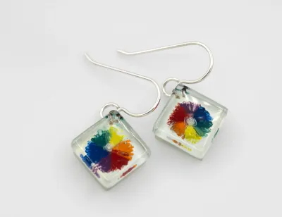 Momo Glassworks GC-065 Color Wheel Square Earrings