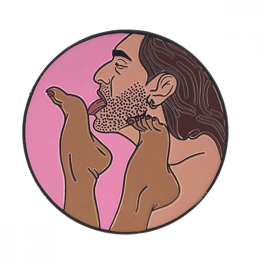 Foot Licker Pin, Size: 2"