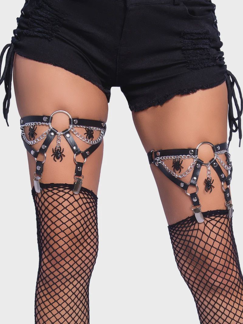 Spider O-ring Studded Garter, COLOR: Black, Size: Standard