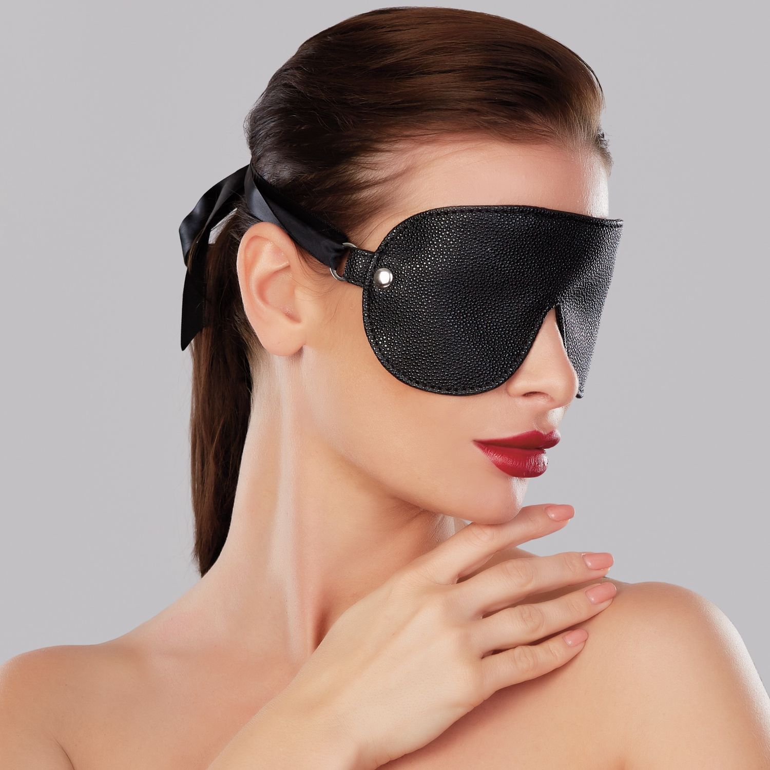 Seduce Me Mask, Colour: Black