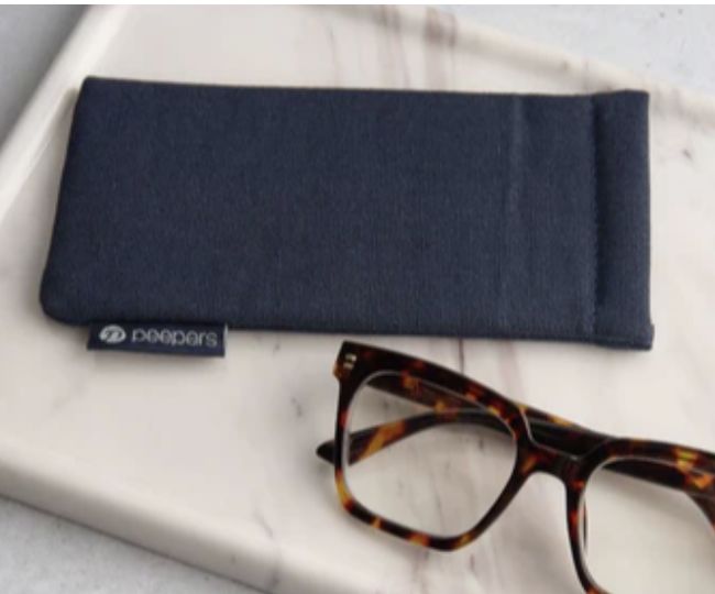 READERS CASE
