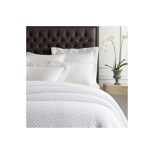 LODI MATELASSE COVERLET, Lodi Coverlet COLOR: White, Lodi Coverlet SIZE: Queen: 90″ X 96″