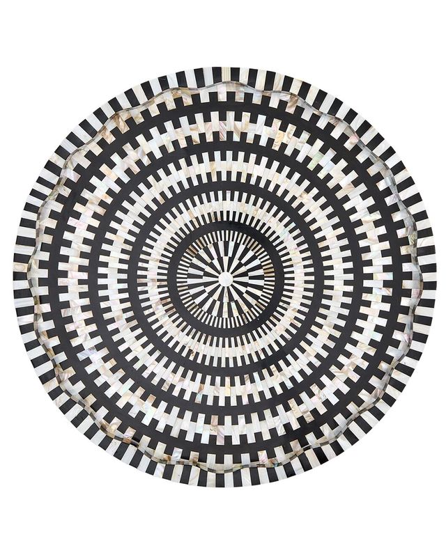 CONCENTRIC DECORATIVE ROUND SERVING TRAY