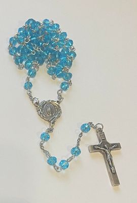 Credo Catholic Turquoise Czech Glass Rosary with Miraculous Medal Centerpiece