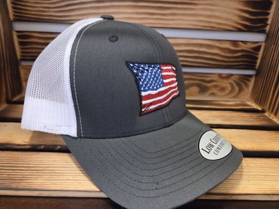 USA WAVY FLAG CHAR/WHT