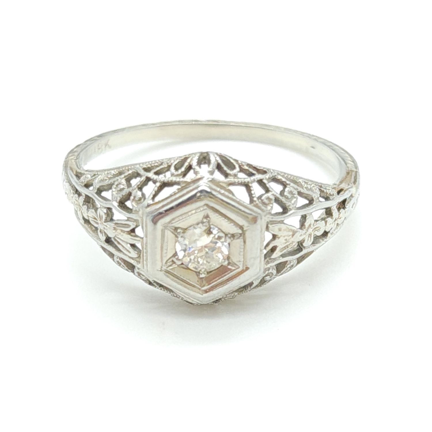 18k Vintage White Gold Diamond Ring Size: 8 #C484