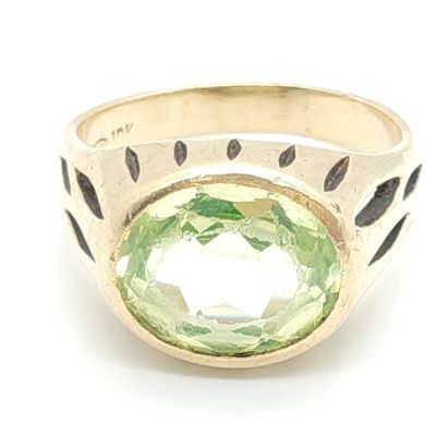 10k Gold Green Topaz Mens  Ring Size: 12.5 #C485