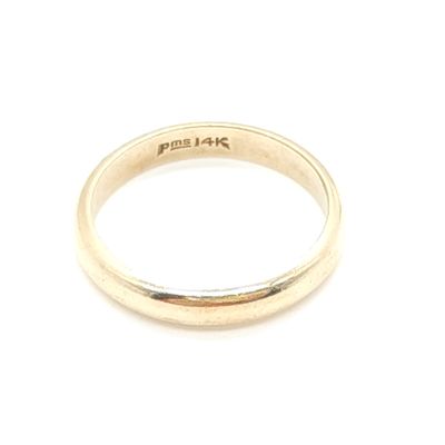 14k Gold Band Size: 10..