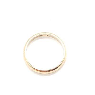 14k Gold Band Size: 10..