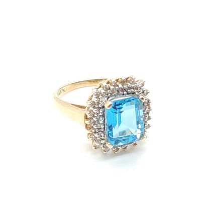 14k Topaz &amp; Diamond Halo Ring Size: 7