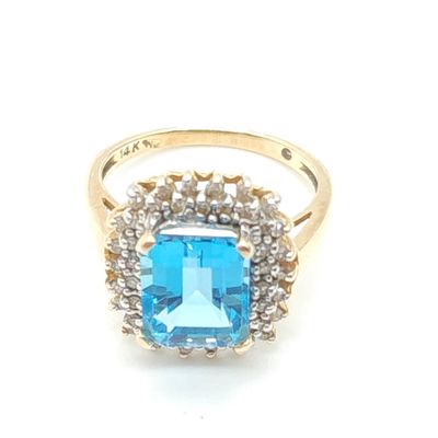 14k Topaz &amp; Diamond Halo Ring Size: 7