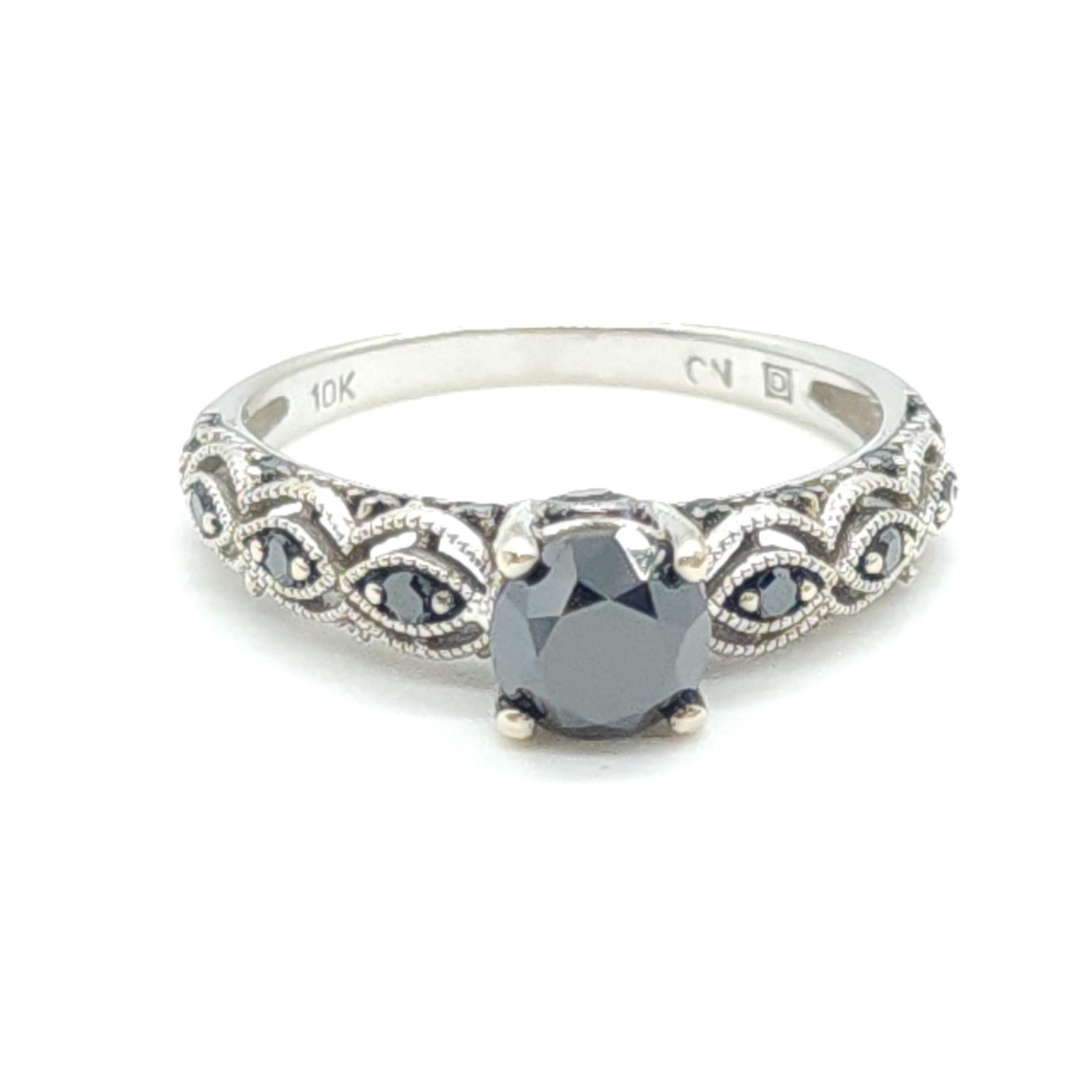 10k White Gold Black Diamond Ring Size: 8