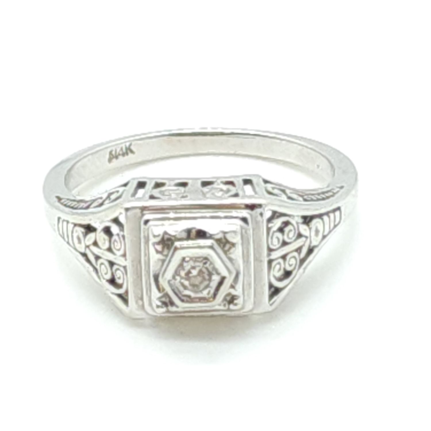 14k White Gold Vintage Diamond Ring Size: 6