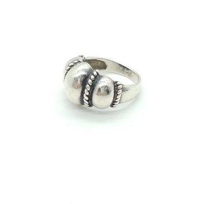 Sterling Silver Ribbed Bubble Ring Size: 8