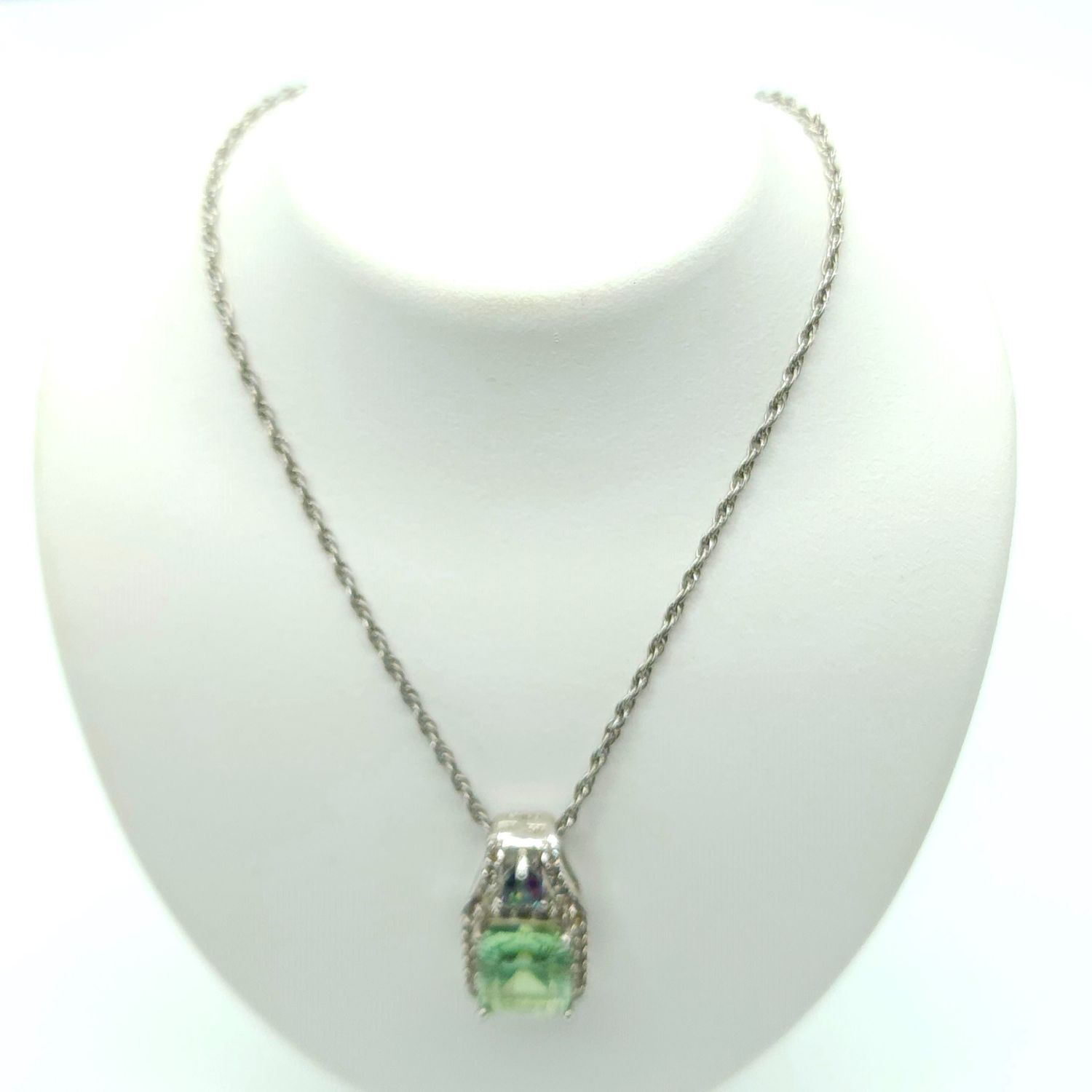 Sterling Silver Rope Chain w/ Light Green Topaz &amp; Mystic Sapphire Size: 18.5&quot;