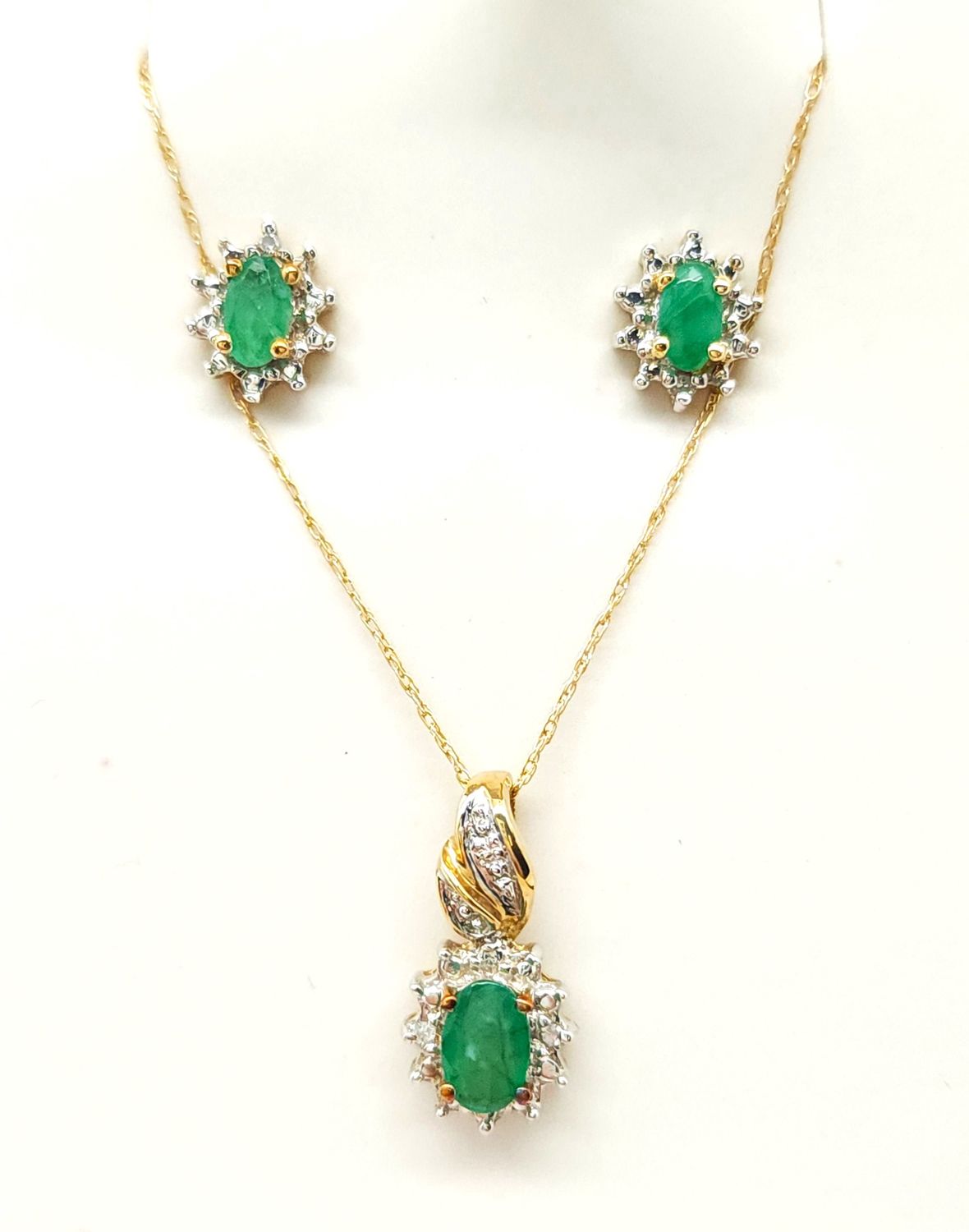 10k Gold Emerald &amp; Diamond Set