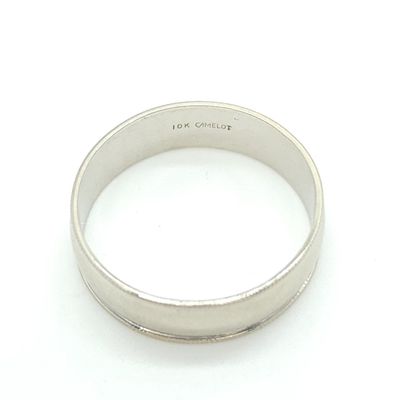 10k White Gold Band Size: 10.5