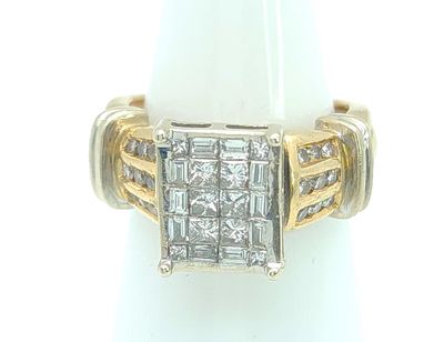 14k Gold Princes Diamond Cluster Ring Size: 5