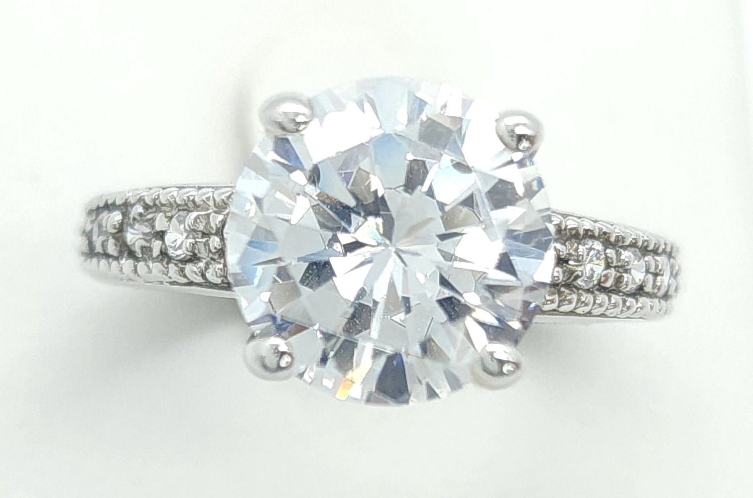 Sterling Silver Cubic Zirconia Eternity Solitaire Ring Size: 7