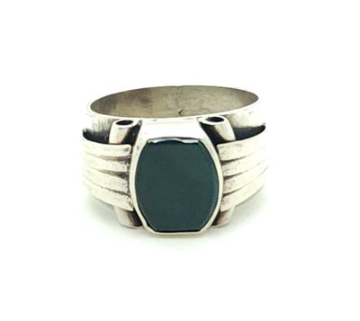 Sterling Silver Green Malachite Ring Size: 9.5