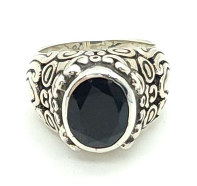 Sterling Silver Filigree Black Onyx Ring Size: 5