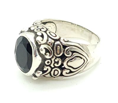 Sterling Silver Filigree Black Onyx Ring Size: 5
