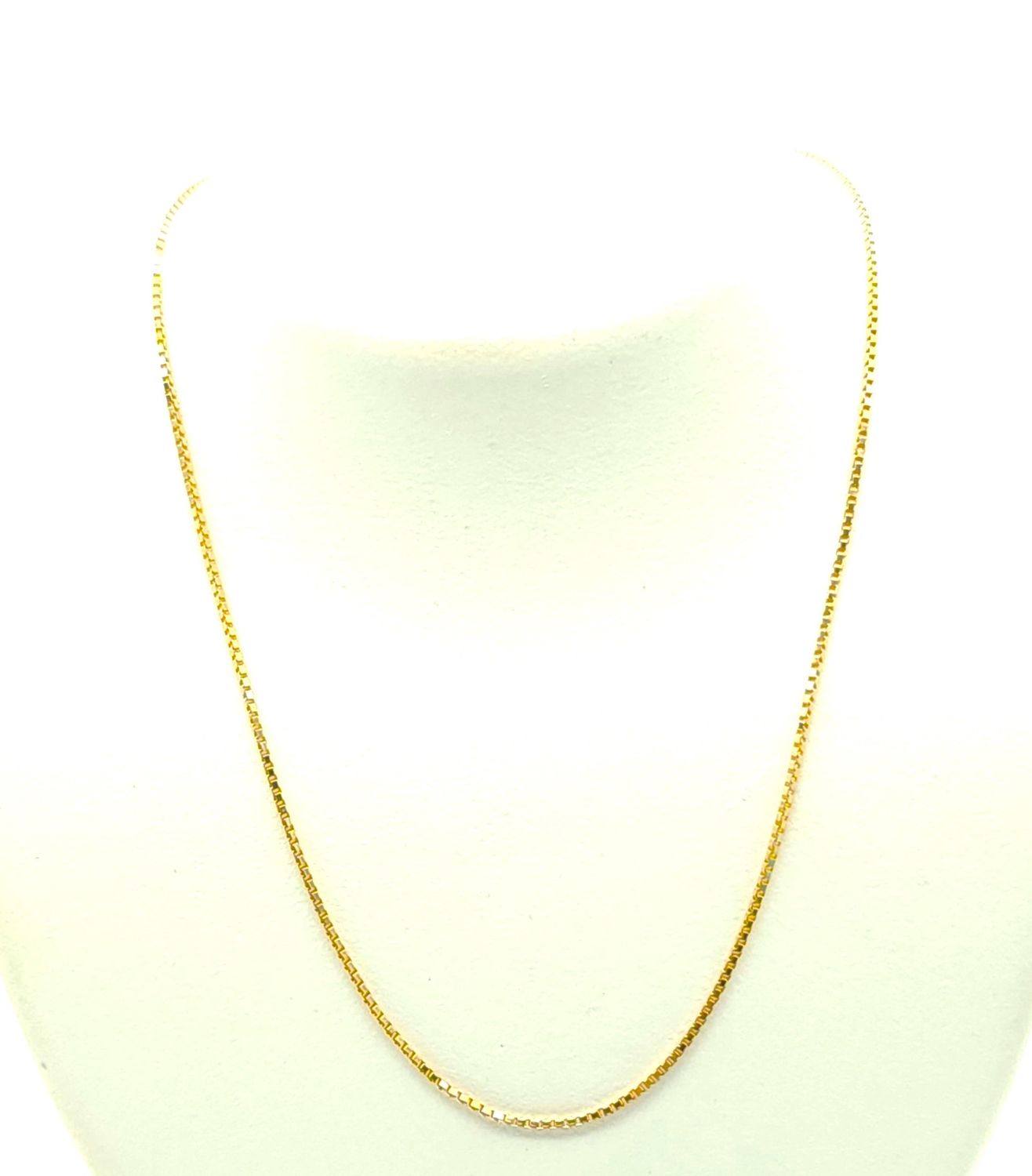 14k Gold Box Chain Size: 17&quot;
