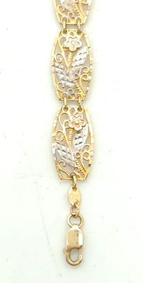 10k Gold Tri-Tone Rose Link Bracelet Size: 7.5"
