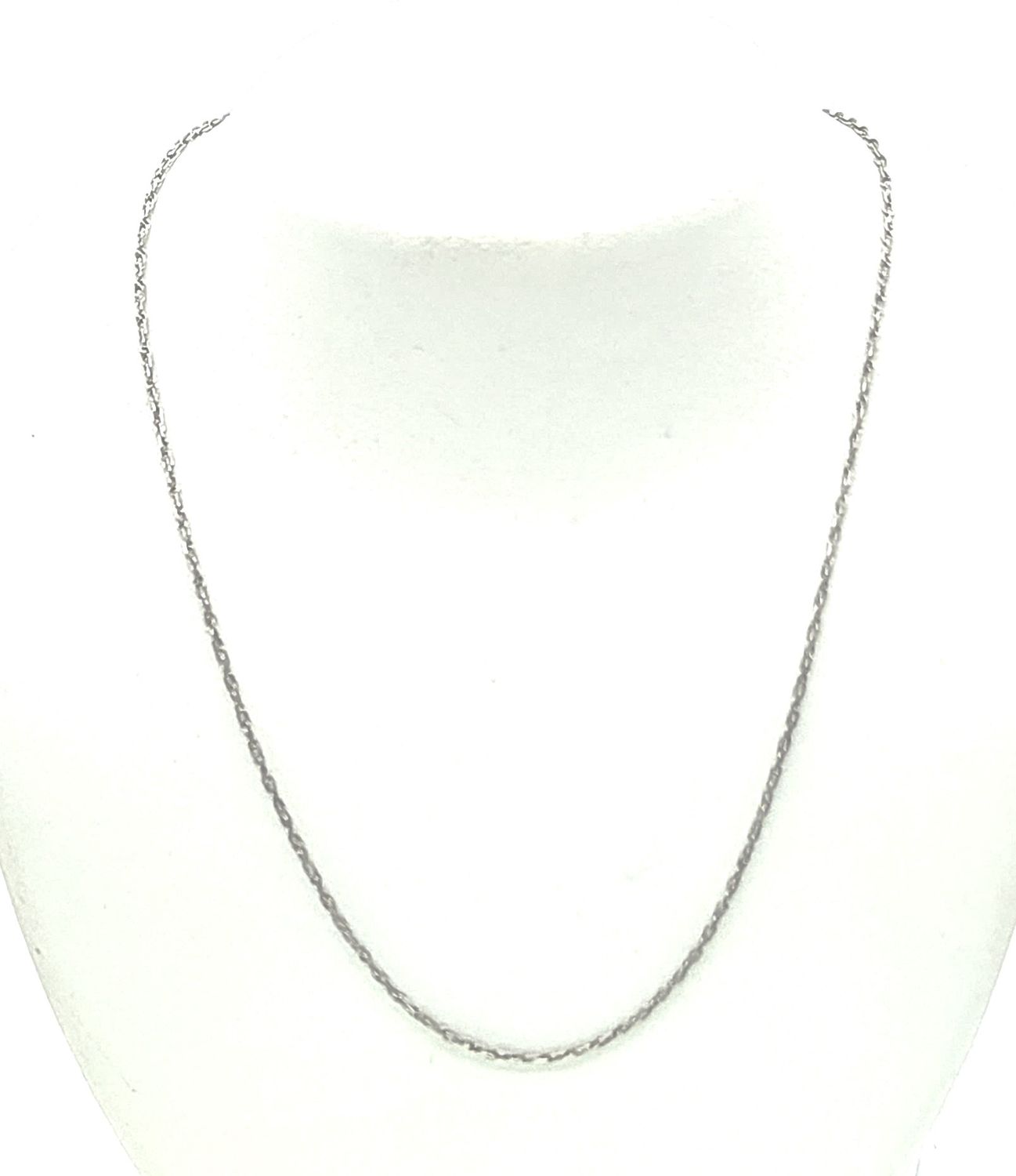 Sterling Silver Necklace Size: 18&quot;