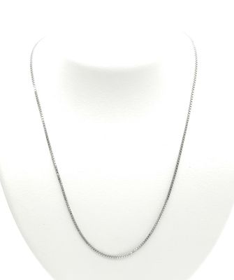 10k White Gold Box Chain Size: 18&quot;