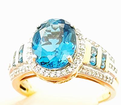 14k Blue Topaz &amp; Diamond Halo Ring Size: 7