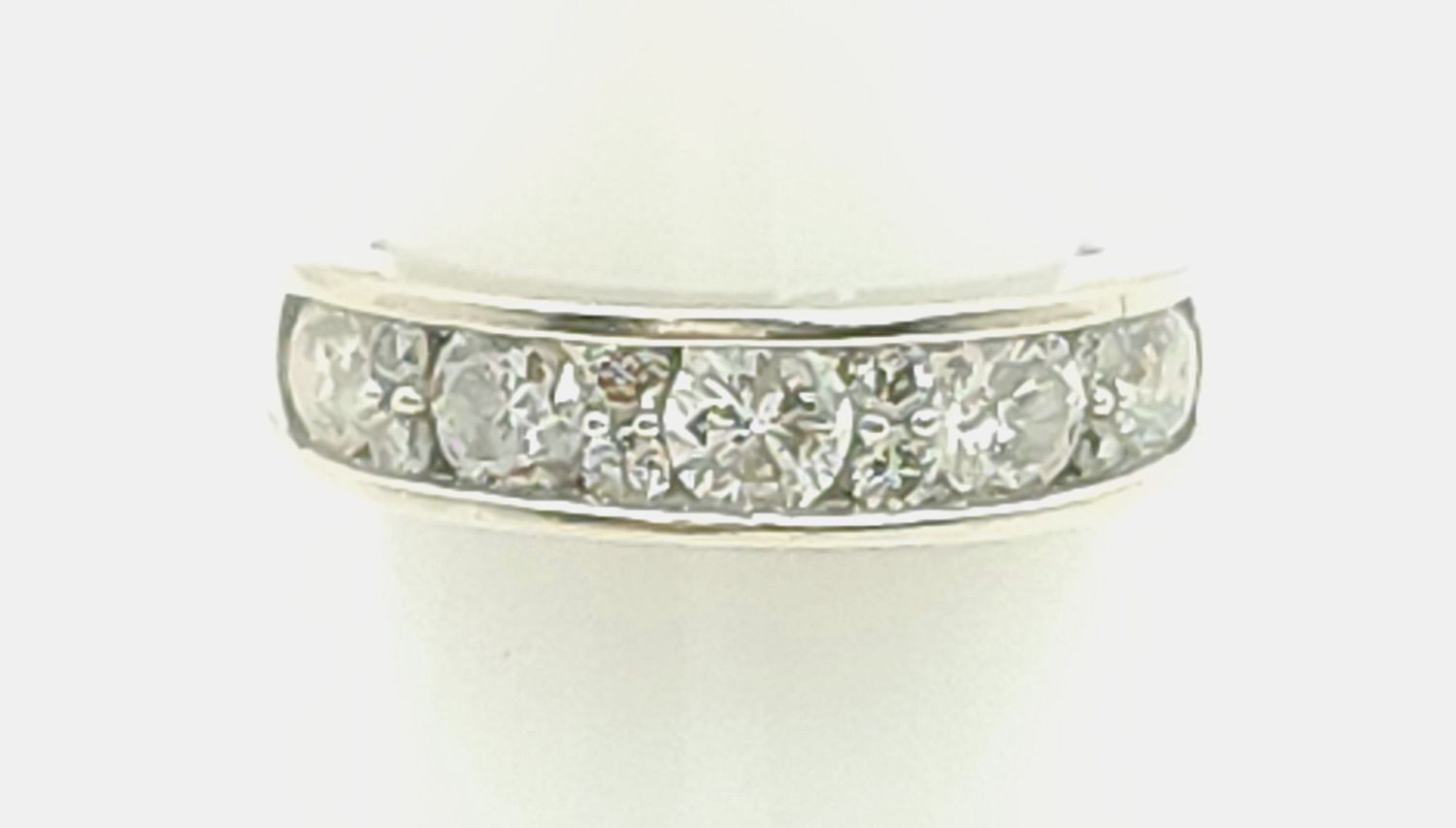 14k White Gold Diamond Band Size: 7.5