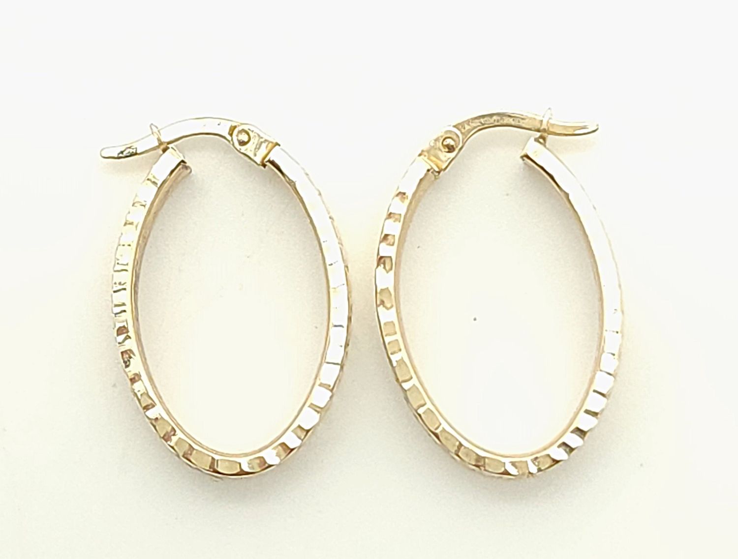 10k Textured Oval Hoop Earrings