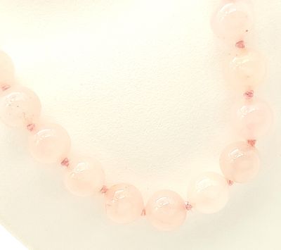 Pink Bead Necklace Size: 26"