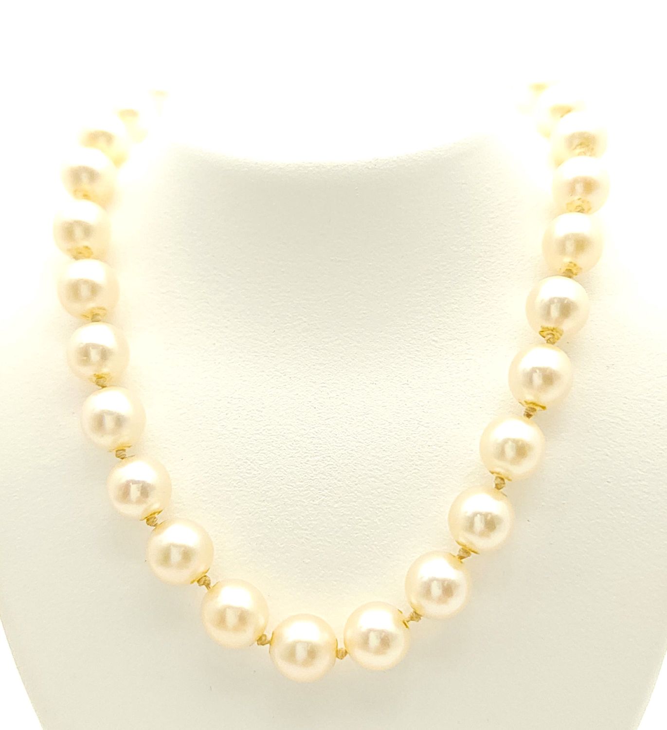 Pearl Necklace 14k White Gold Clasp Size: 16&quot;