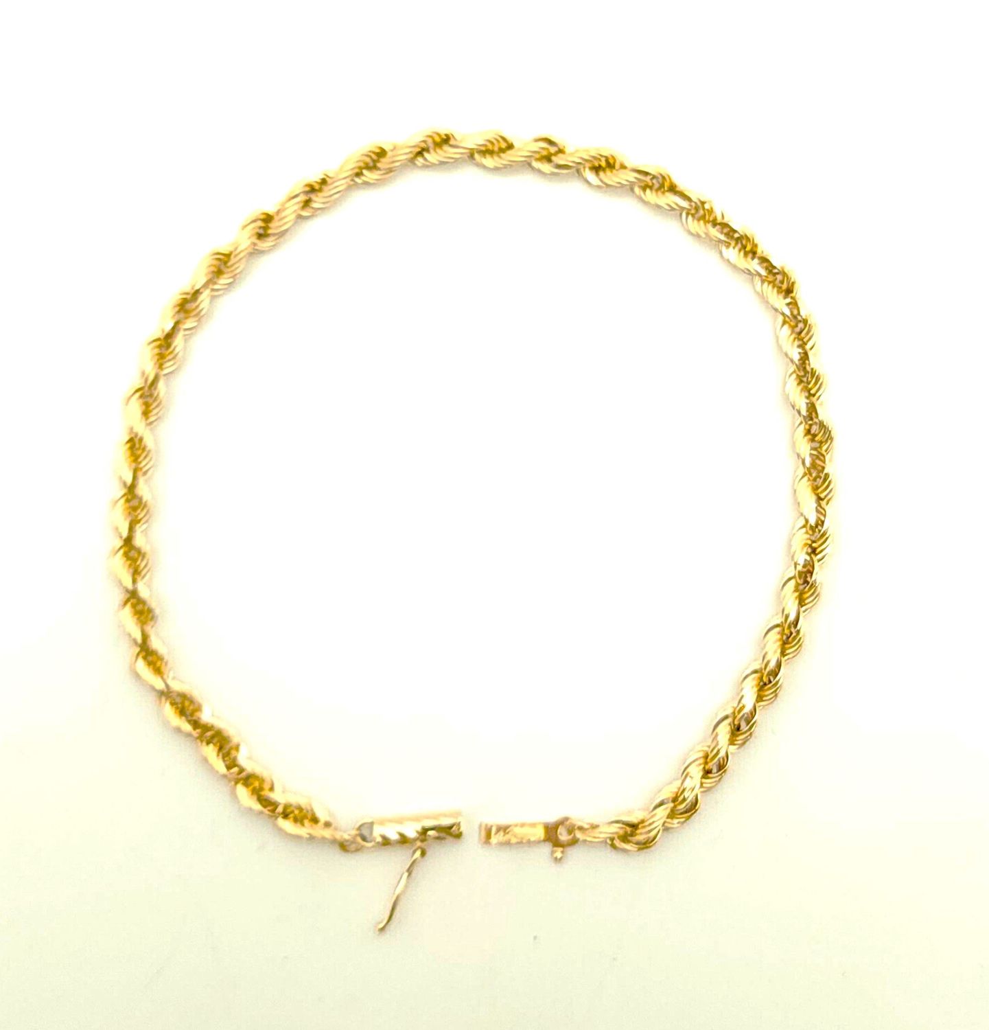 14k Gold Hollow Rope Bracelet Size: 8.5&quot;