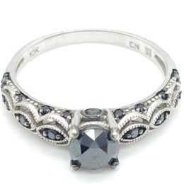 10k White Gold Black Diamond Ring Size: 9