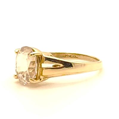 10k Gold Clear Sapphire Ring Size: 8.5