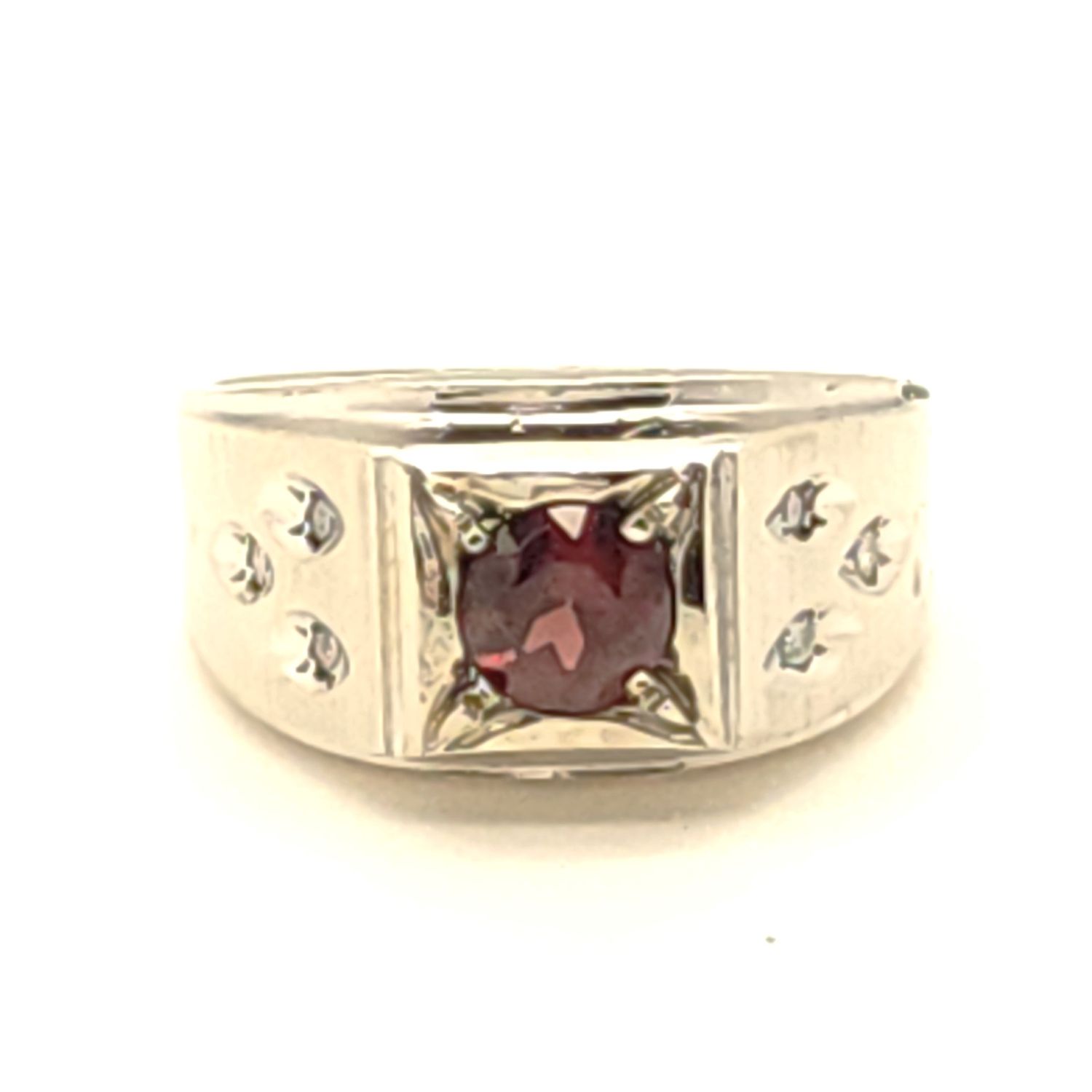 14k White Gold Garnet &amp; Diamond Ring Size: 11.5