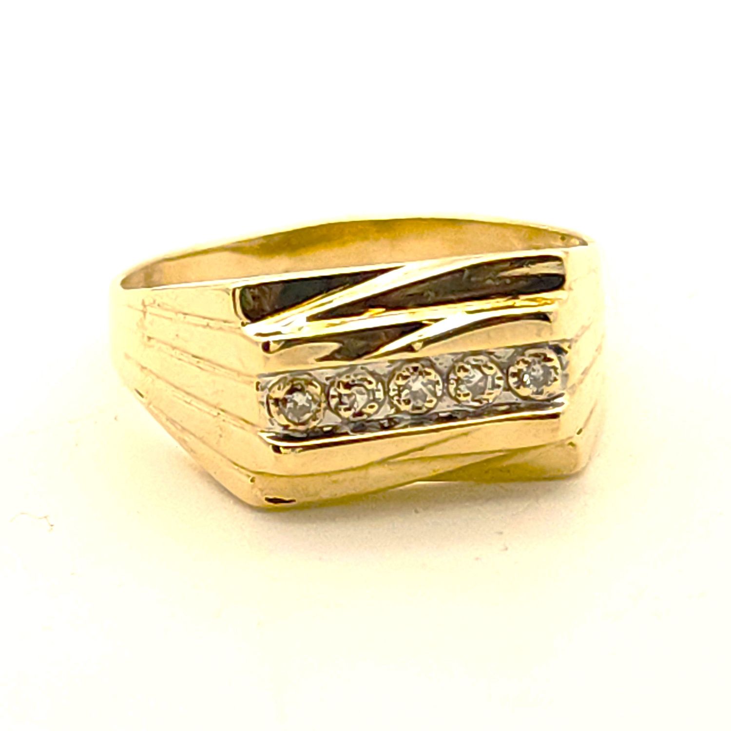10k Gold 5 Diamond Ring Size: 12