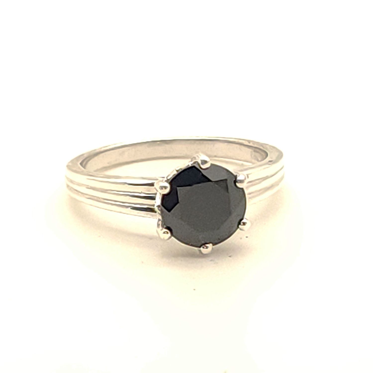Sterling Silver 2.5ct Black Stone Ring Size: 11