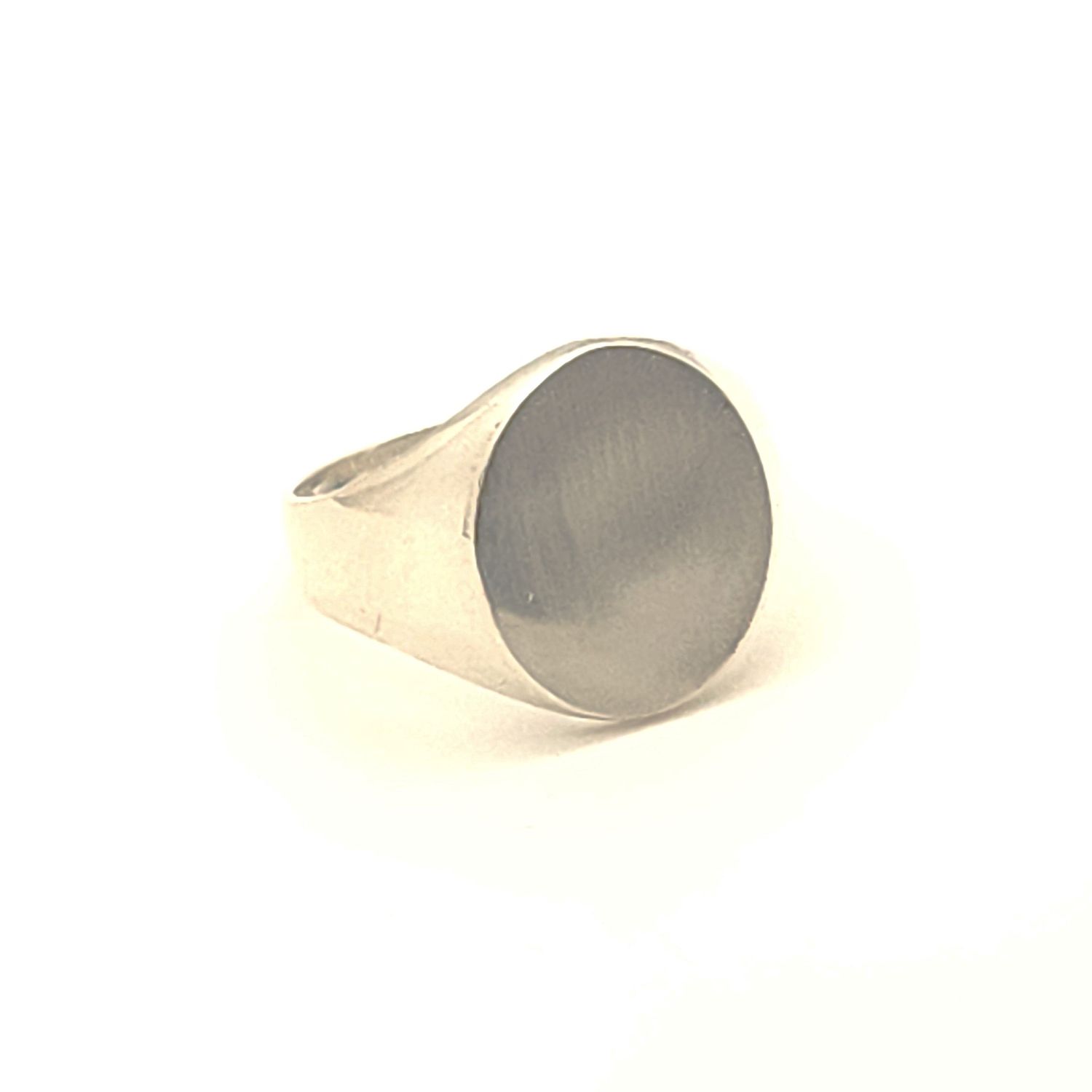 Sterling Silver Signet Ring Size: 10
