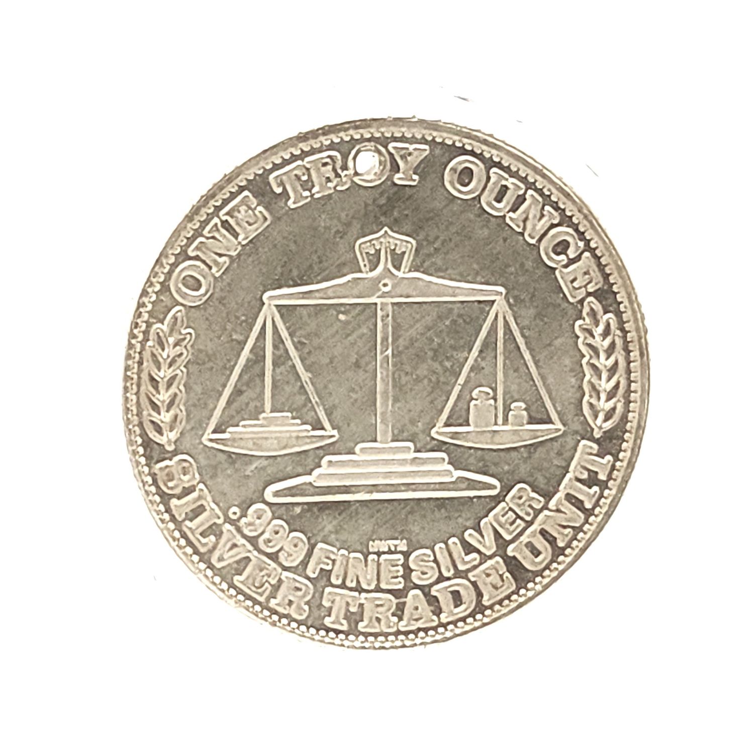 Vintage SilverTowne 1 Troy Ounce .999 Fine Silver Trade Unit Eagle &amp; Scales Round - Circulated