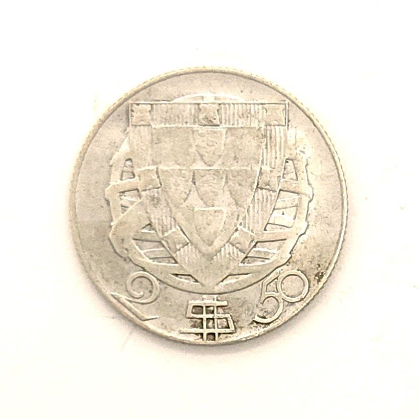 1932 Portugal 2.5 Escudos Silver Coin Vasco da Gama Commemorative Lisbon Mint Circulated Authentic